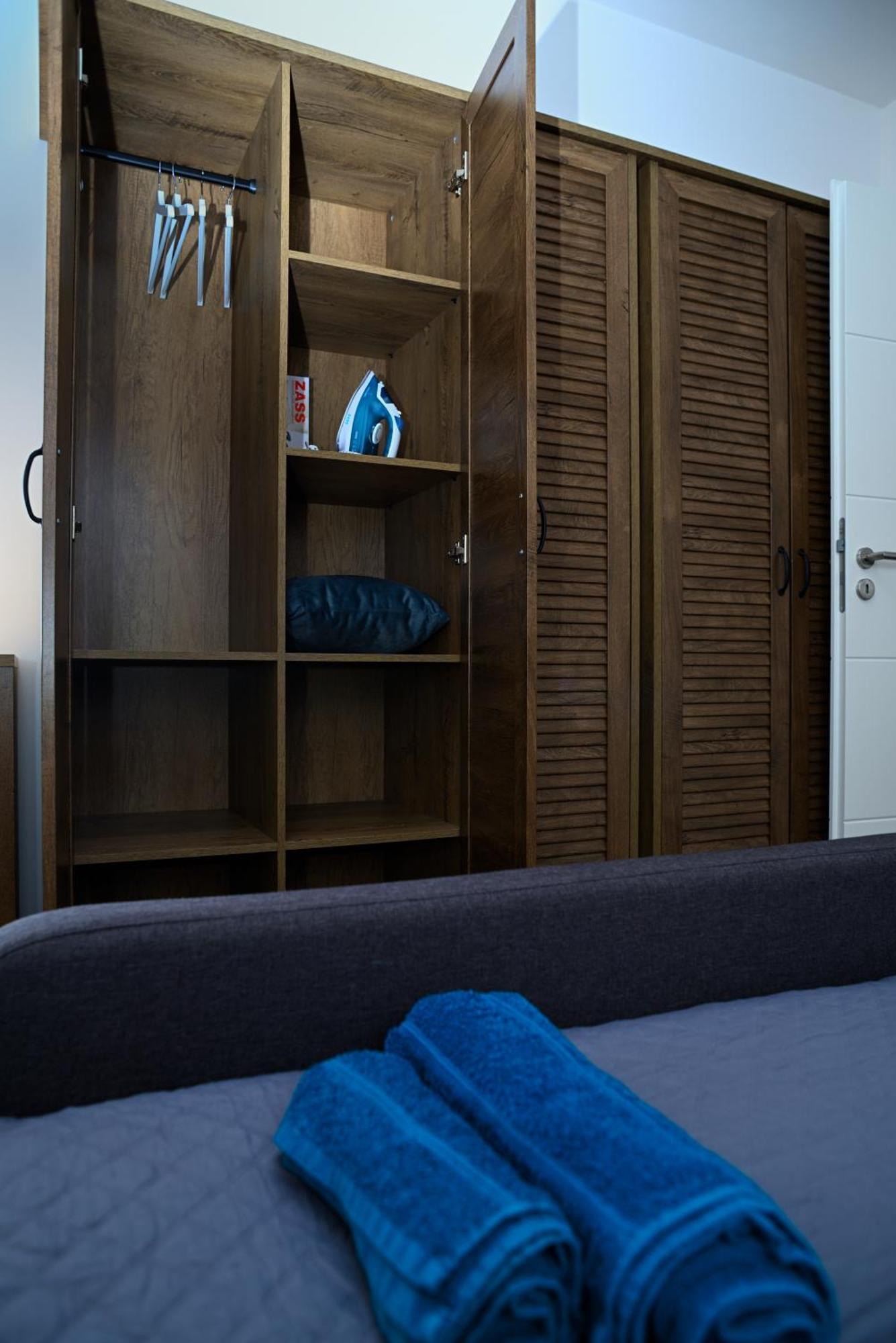 Mirvana Apartments Metheor Executive Suite Тімішоара Екстер'єр фото